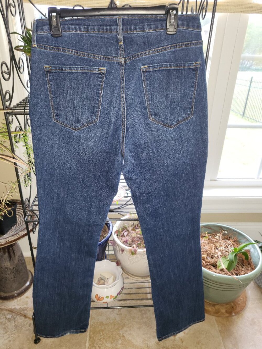 Women's Old Navy Mid-Rise Loose Boot-Cut Jeans Curvy Size 12 Regular Dark Wash